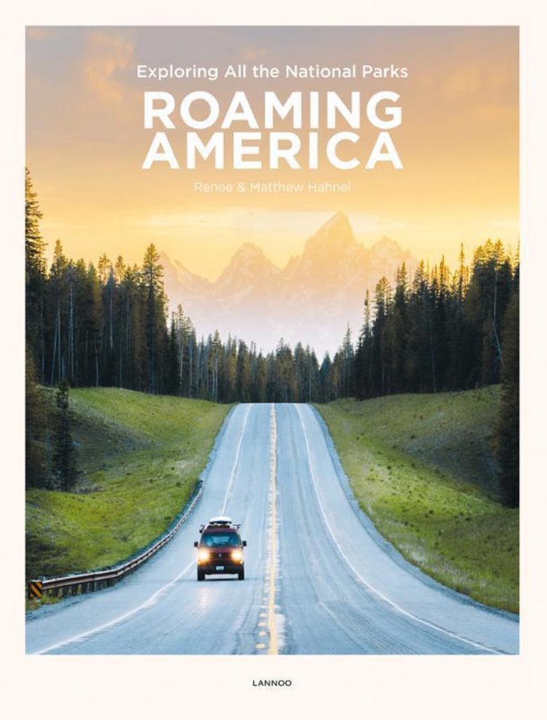 Roaming America van Renee Hahnel