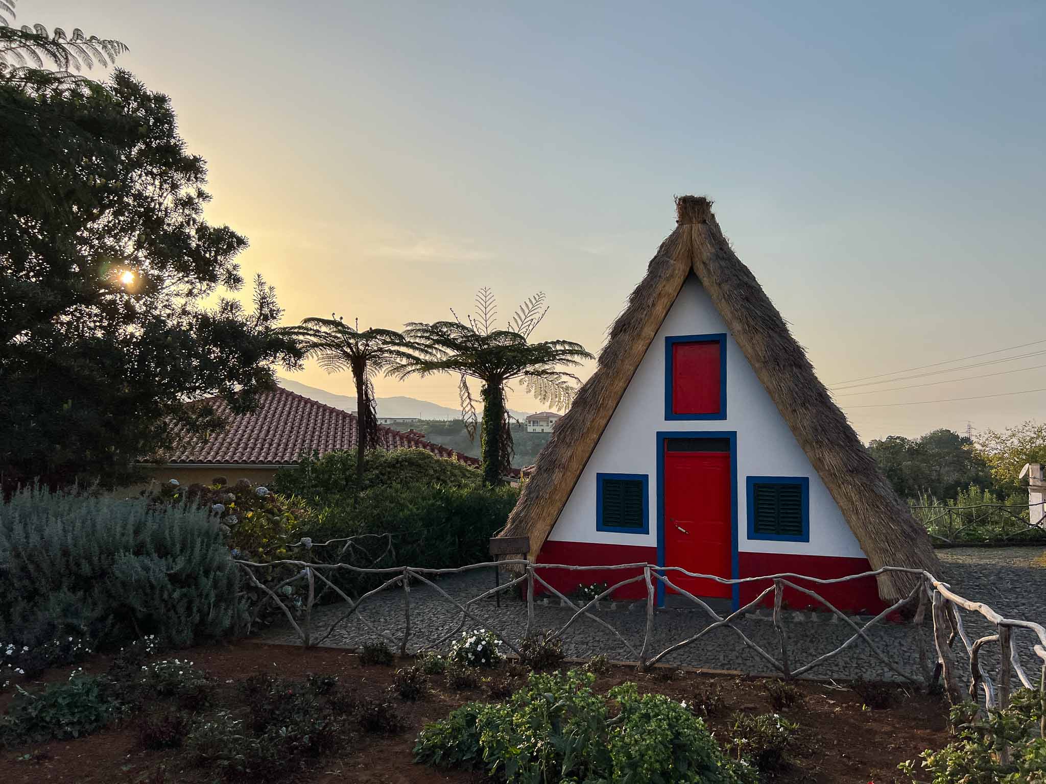 De pittoreske huisjes van Santana op Madeira