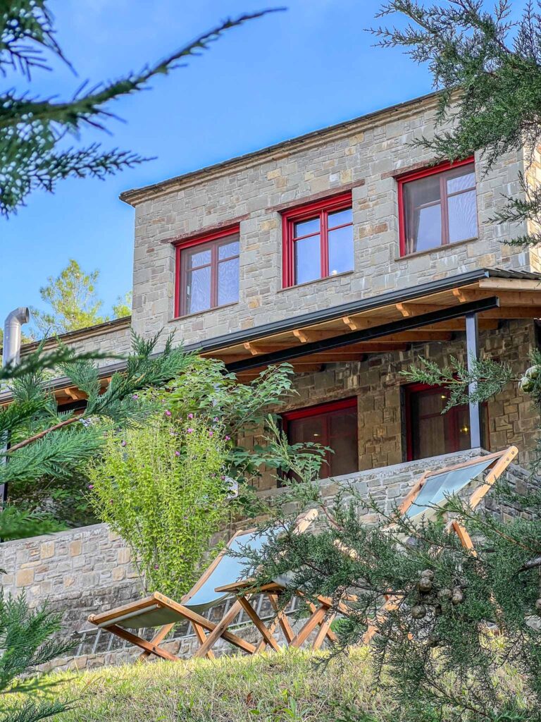 Rouista Resort Tzoumerka