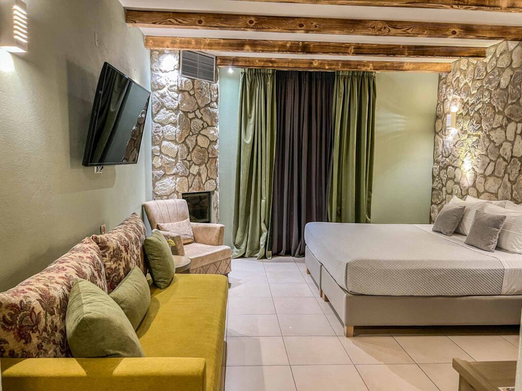 Rouista Resort Tzoumerka