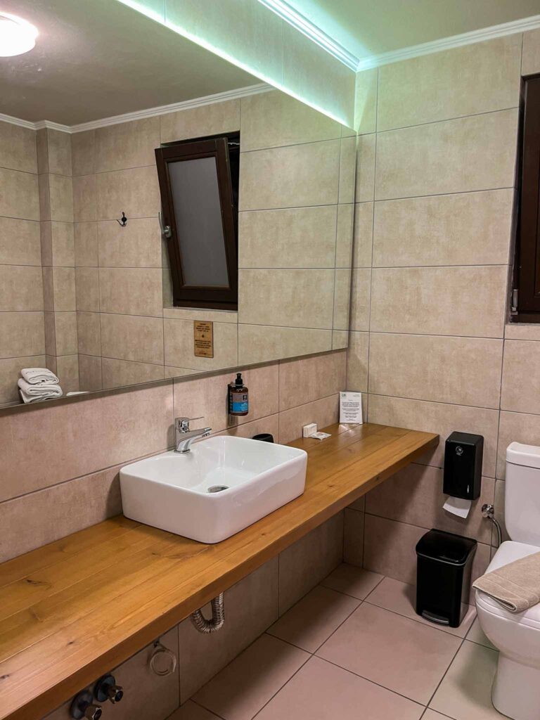 Rouista Resort Tzoumerka