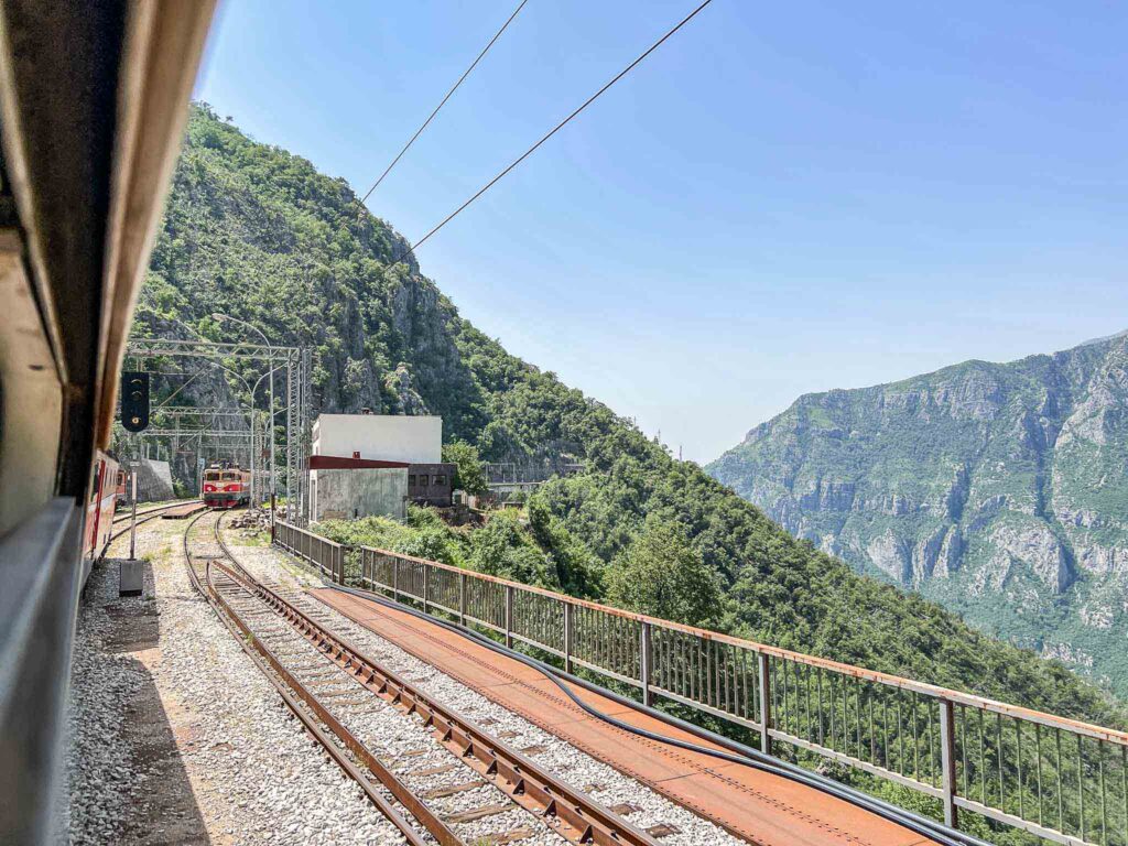 Reizen met de trein in Montenegro