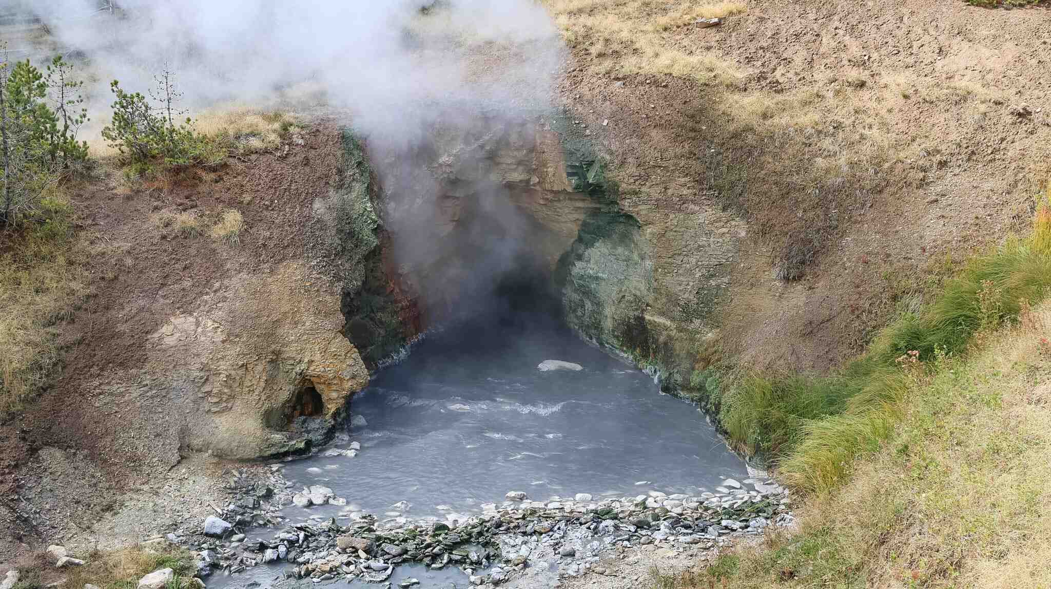 Sulphur Canyon Yellowstone National Park